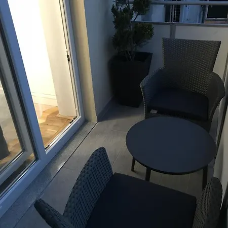 Apartment Lant