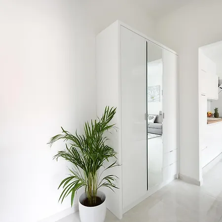 Apartment Lant *
