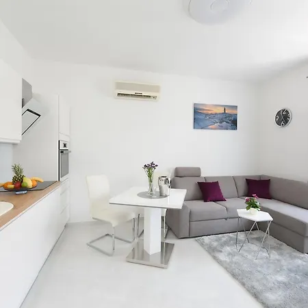 Apartment Lant Zadar